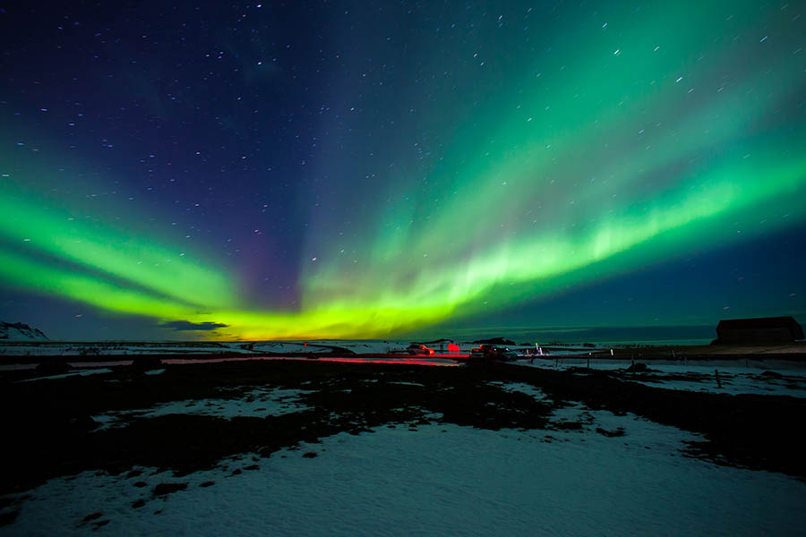 900x600-iceland-northern-lights-panorama
