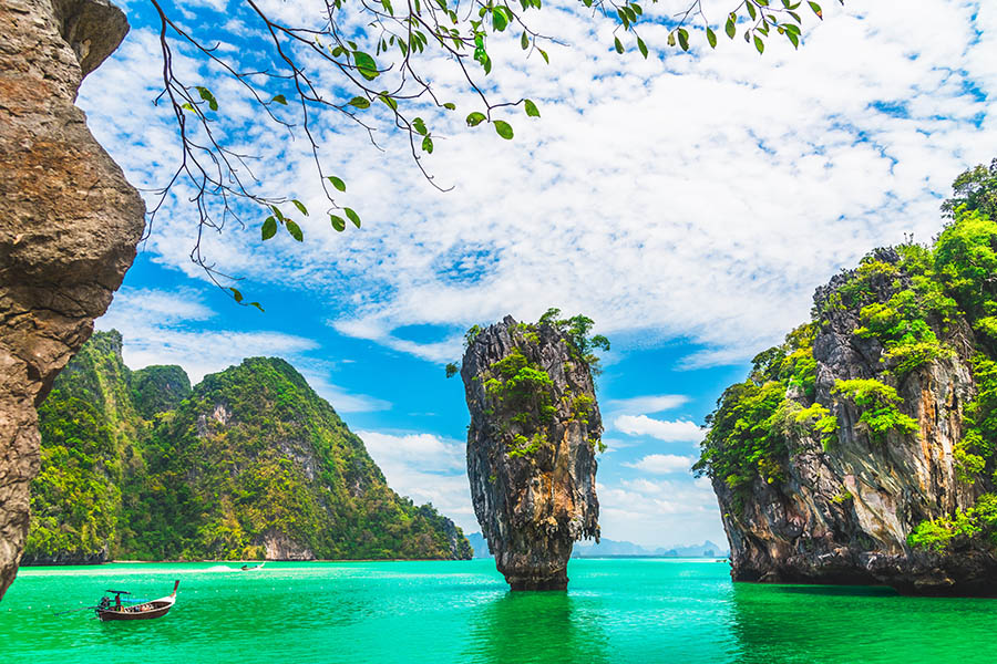 Sail past the majestic karst islands in Phang Nha Bay | Travel Nation