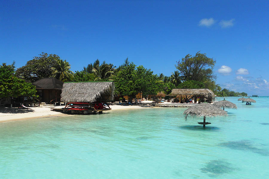 Relax in French Polynesia’s second largest lagoon