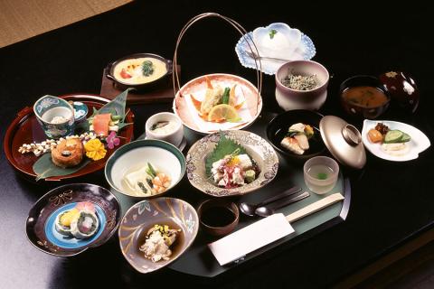 Tuck into Kaiseki - a Japanese traditional meal made up of 9 or more dishes 