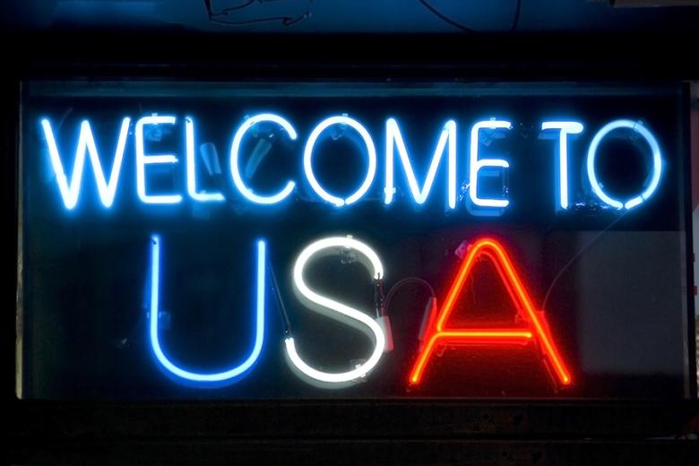 Welcome to the USA neon sign