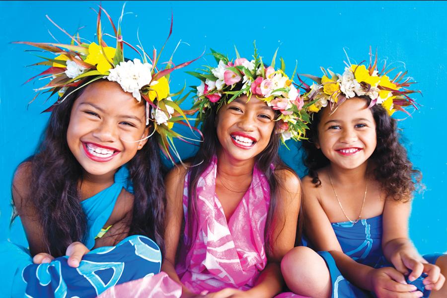 They&#039;ve got every reason to smile living in the Cook Islands!