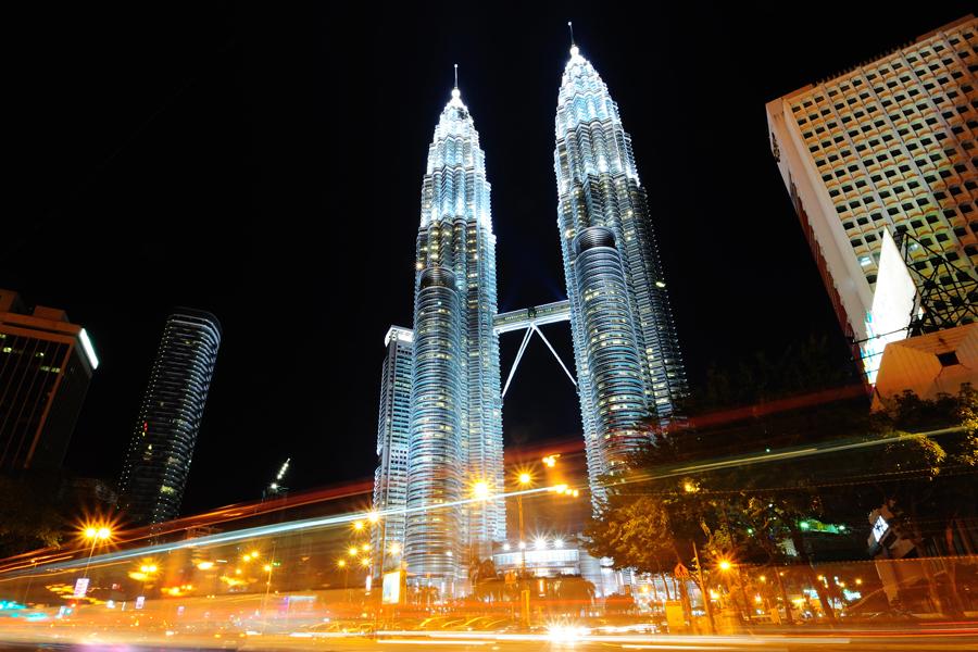 Petronas Towers, Kuala Lumpur, Malaysia | Malaysia Travel Guide