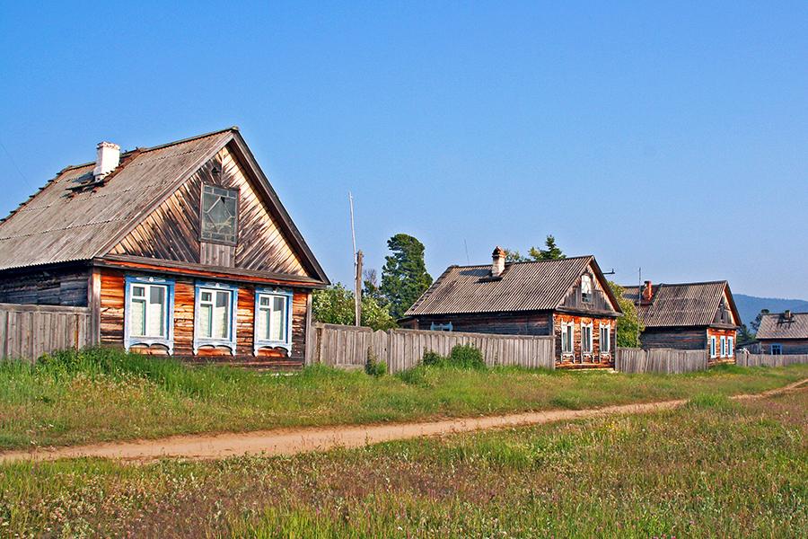 Traditional wooden houses on the shore of Lake Baikel